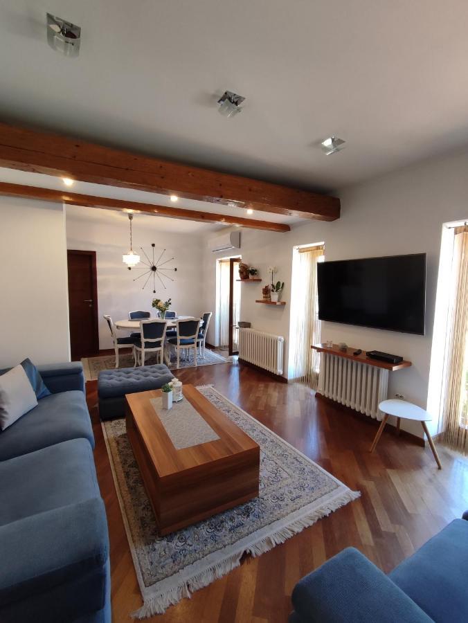 Deluxe Apartment Lejla - Free Garage Parking 塞拉耶佛 外观 照片